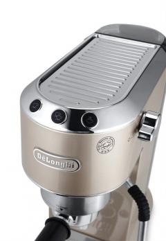 Кофеварка Рожковая DeLonghi EC885.BG