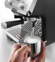 Кофеварка Рожковая DeLonghi EC9155.MB