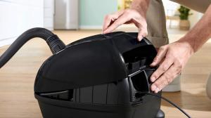 Пылесос Bosch BGL38GOLD с мешком