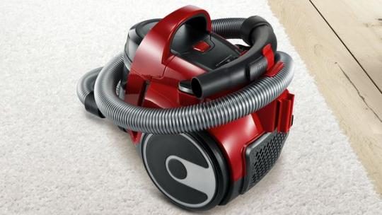 Пылесос с контейнером Bosch BGC05AAA2